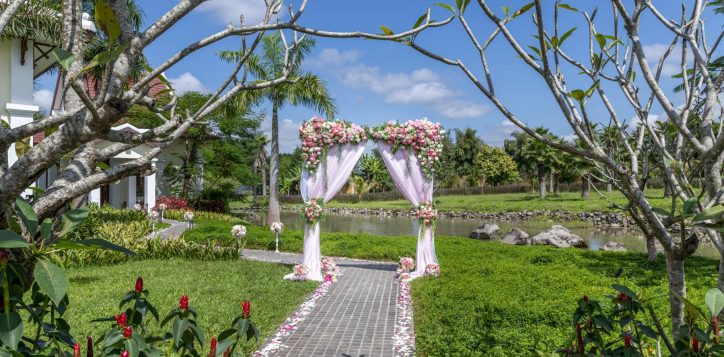 wedding-archway